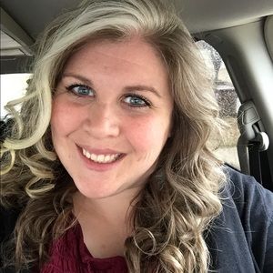 Meet your Posher, Suzanne